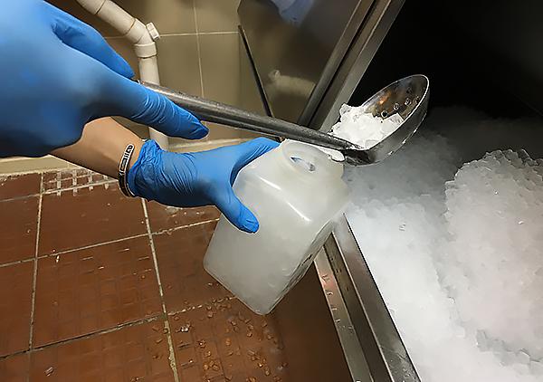 Sampling of edible ice for microbiological test from a catering outlet