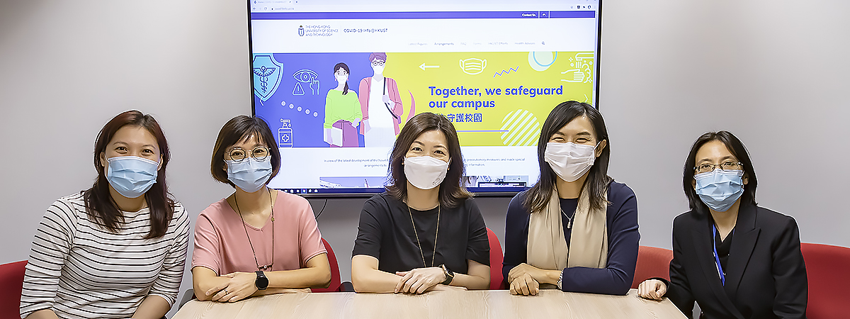 Whisky Lau (first left), Christine Au (second left) and Vanaie Liu (middle) of MTPC, Tiffany Tang, DENG (second right) and May Chan, HSEO (first right) promoting the COVID-19 info hub developed and maintained by MTPC with supports from the Office of the Provost, School Offices, VPABO, PAO and HSEO.
